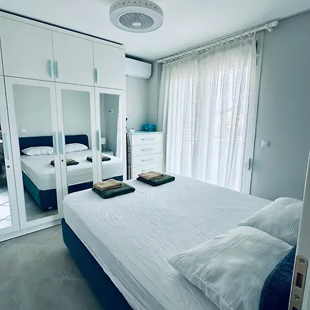 Aris Apartment Неа-Перамос Экстерьер фото