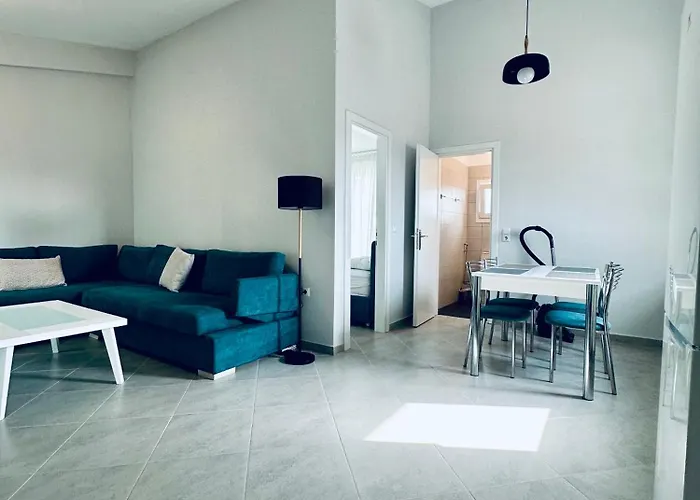 Aris Apartment