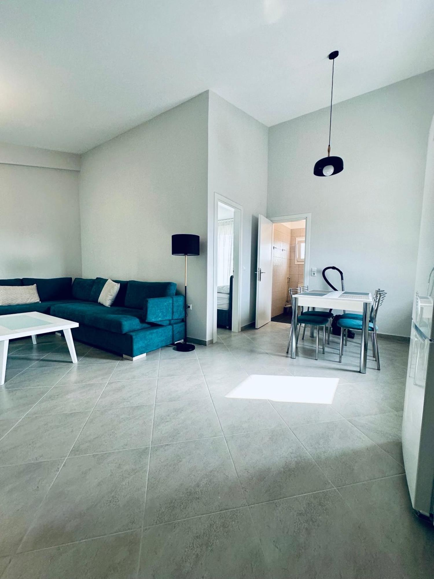 Apartment Aris Nea Peramos (Macedonia)