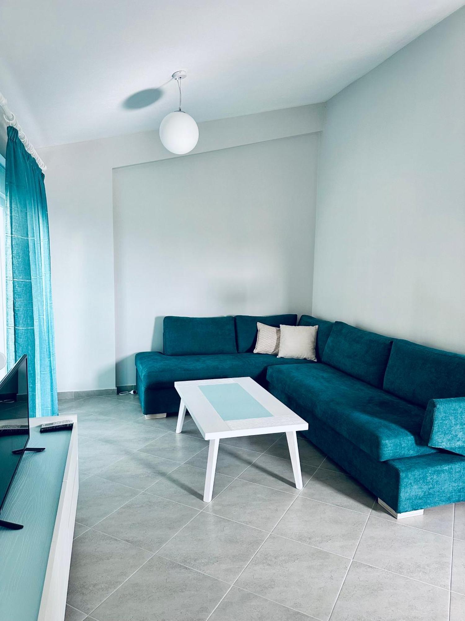 Apartment Aris *